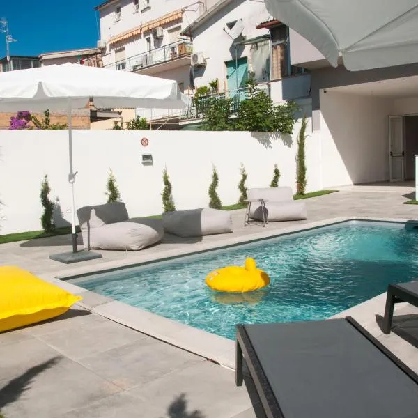 D'ANNUNZIO suites, hotelli kohteessa Martinsicuro