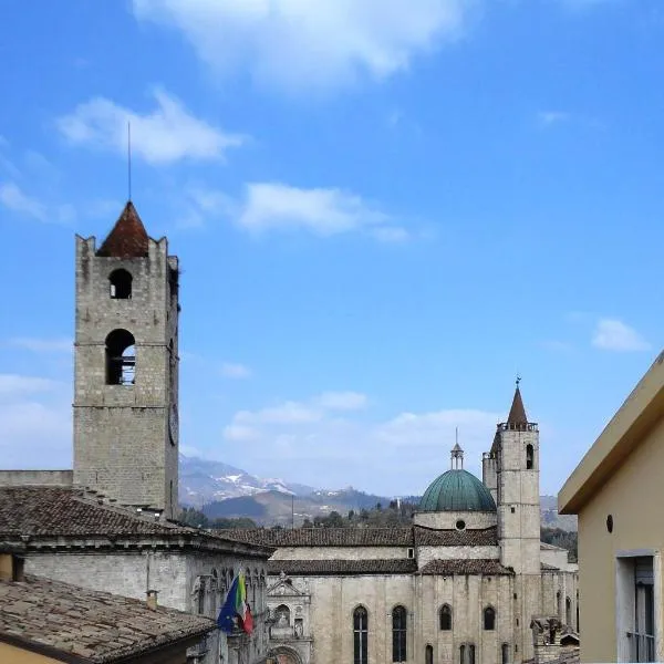 Dietro Piazza, hotel em Ascoli Piceno