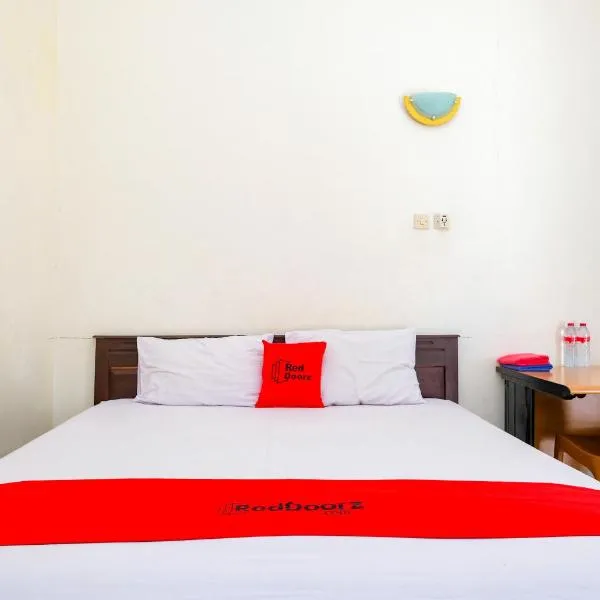 RedDoorz Syariah near Alun Alun Kebumen, hotel in Kebumen