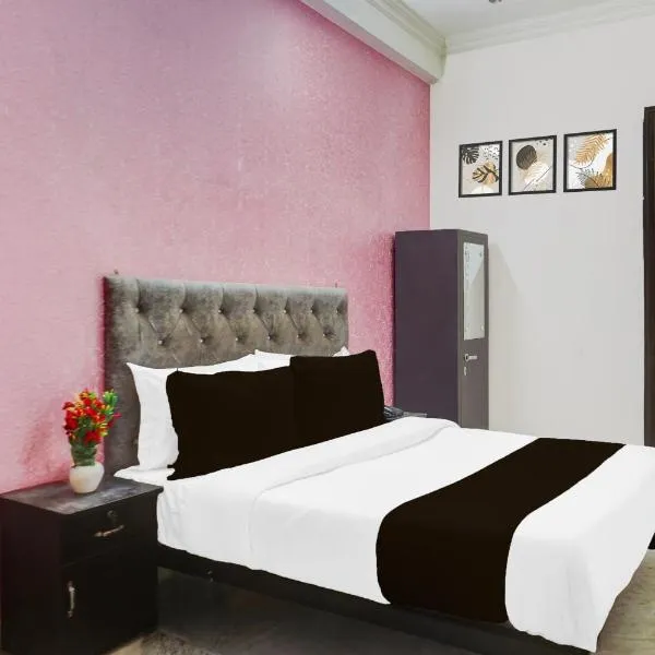 Townhouse Johri Enclave Metro Station Formerly Second Home, hotel in New Delhi