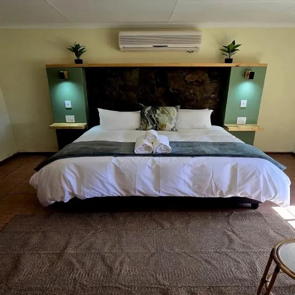 Safari Park Guest Farm, hotel v destinaci Colesberg