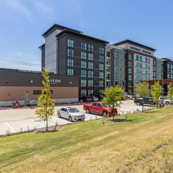 Sandman Signature Dallas Las Colinas Hotel & Suites, hotel in Irving