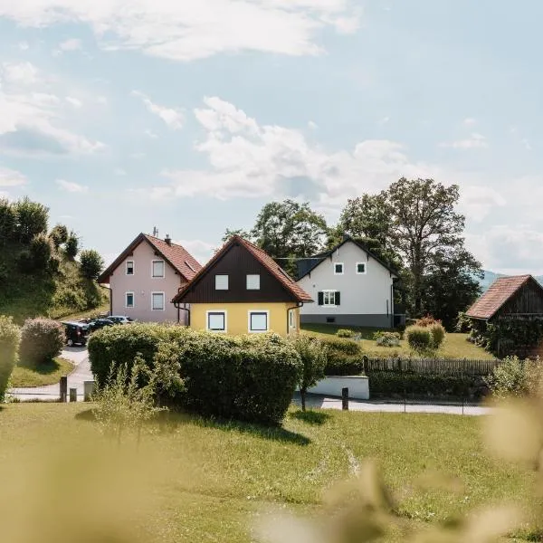 Ferienwohnungen Karin am Seggauberg, hotel in Leibnitz