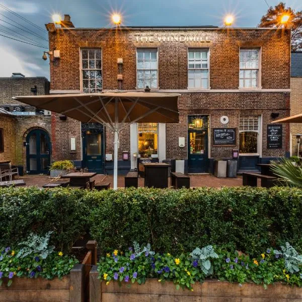 The Windmill On The Common, hotel in Morden