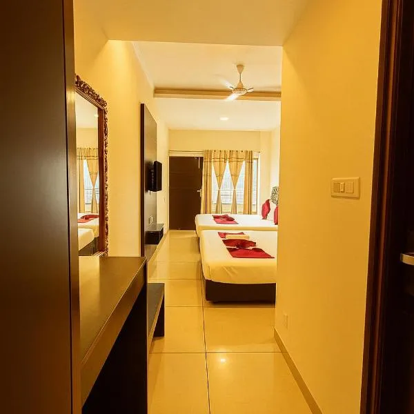 Hotel JB Woods Residency & Banquet Hall Chandigarh II Top Rated and Most Awarded Property in Tricity, hotel in Chandīgarh