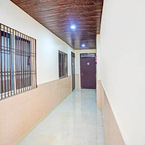 Super Hotel O Varanasi Banaras Junction Formerly Girija Palace, hotel in Varanasi
