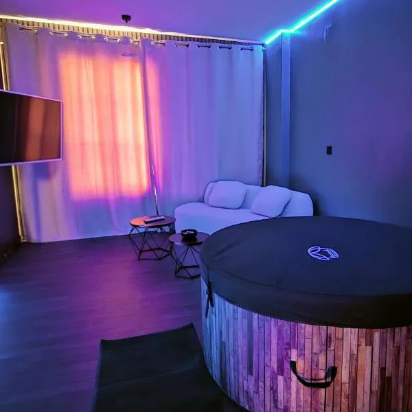 Loveroom Metz Centre Private Spa, hôtel à Metz