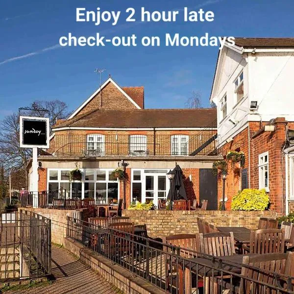 Sunday London Staines-upon-Thames Heathrow T5, hotel a Staines