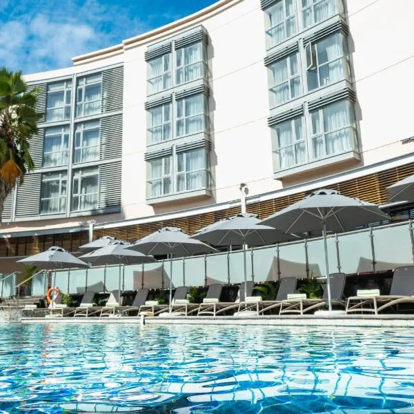 Holiday Inn Mauritius Mon Trésor by IHG, ξενοδοχείο στο Blue Bay