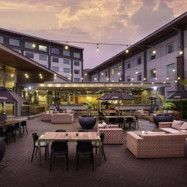 Novotel Auckland Ellerslie, hotel in Auckland