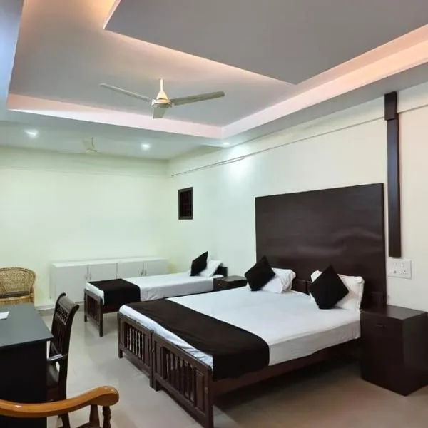 UPPERCREST RESIDENCY PALA, hotel in Pala