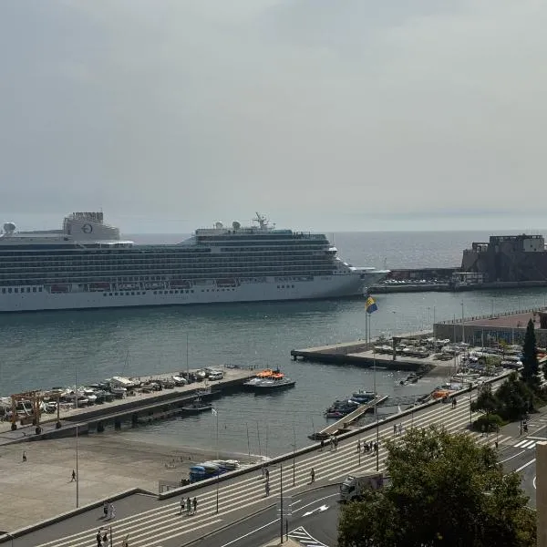 Infante Home, hotel i Funchal