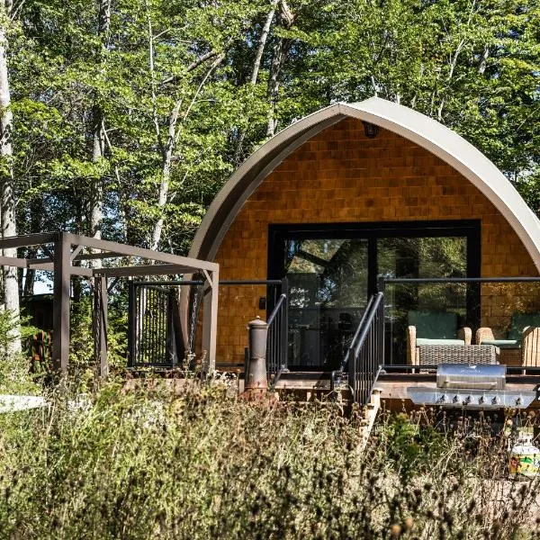 Sunken Escapes Glamping Unit #2: New Minas şehrinde bir otel