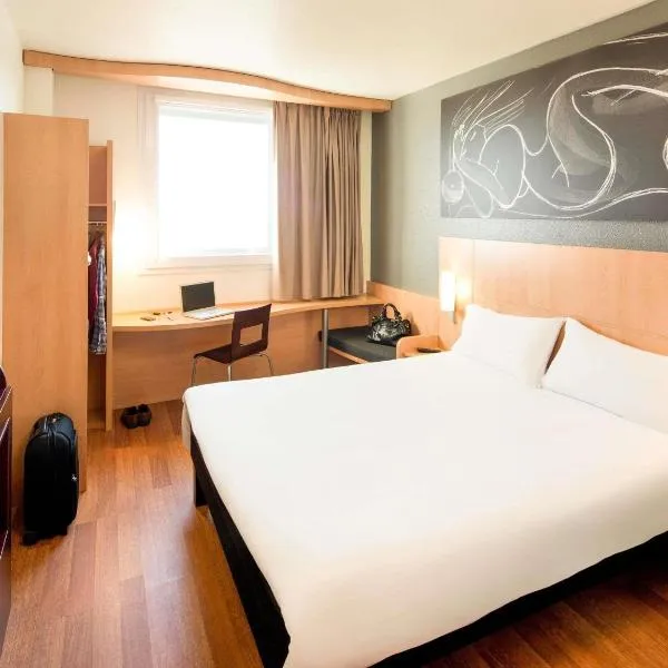 Ibis Barcelona Meridiana, hotel in Barcelona