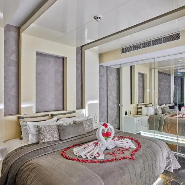 Hotel Bel Wood Near Delhi IGI, hôtel à New Delhi