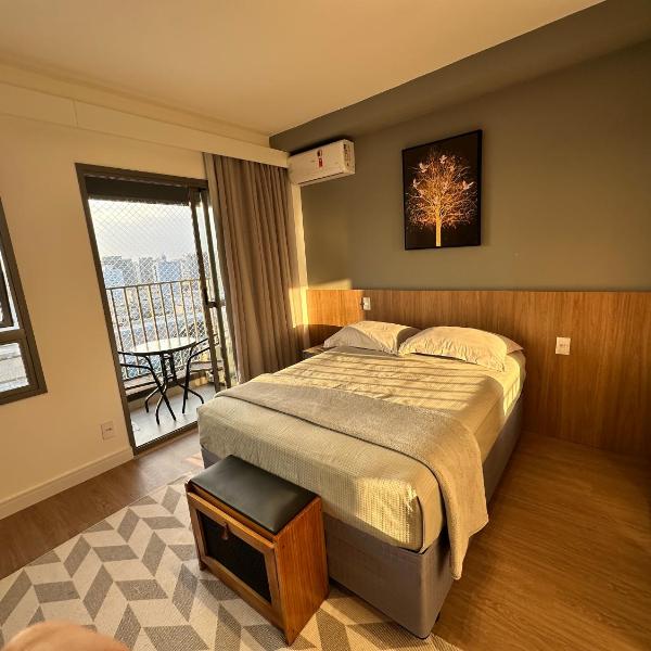 Studio em Moema, próximo ao aeroporto de Congonhas com um quarto