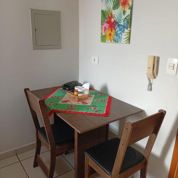 Apartamento 06 na zona 7 - Foto 2