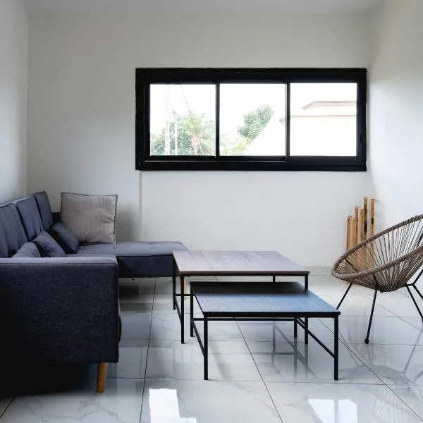 Résidence SASA - Appartements Calmes & Centraux pour Voyages d'Affaires โรงแรมในMamoudzou