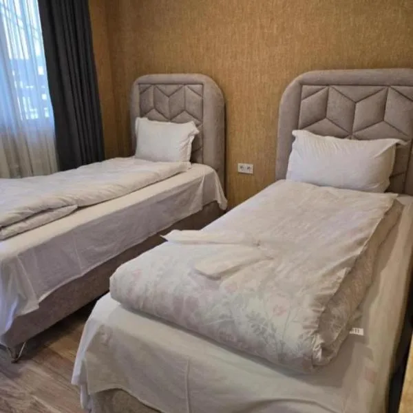 KHORGO, hotel a Gori
