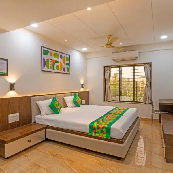 Treebo Petals Suites & Banquet - New Town, hotel in kolkata