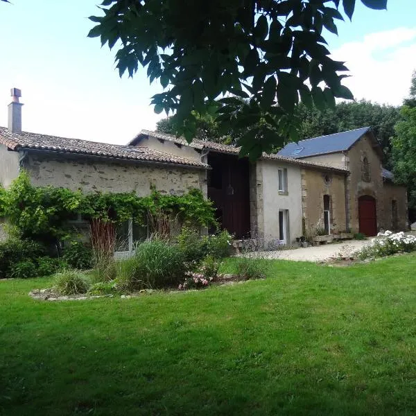 L´Aveneau, hotel in Mazières-en-Gâtine