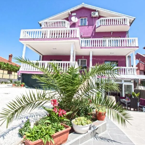 Apartments Villa Excellente Belvedere, hotel v destinaci Pula