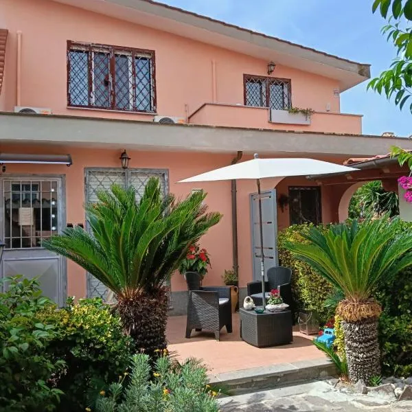 ROSSI SUITE Fco, hotel in Isola Sacra