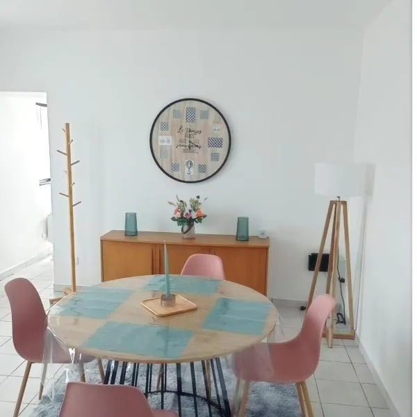 L'Echappée Quéantaise, Parking, Jardin, au calme, hotel in Quéant