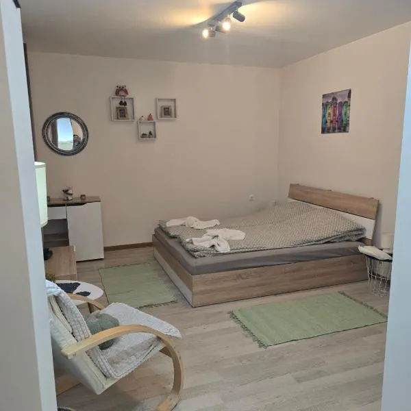 Viesnīca Peshtera Cozy Apartment pilsētā Peštera