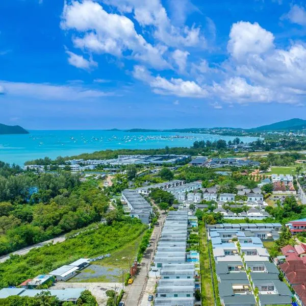 Andaman Sea Best Pool Access and Villas, hotel in Phuket