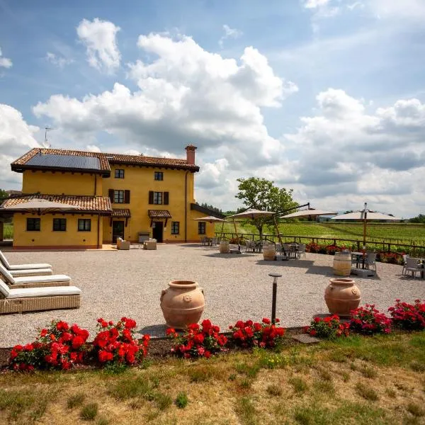 Al Pompiere - Wine and rooms, hotel in Capriva del Friuli