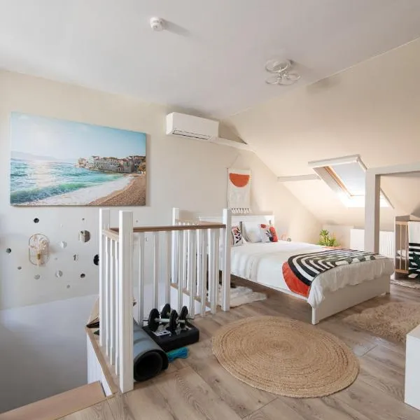 The Royal House, hotel i Hunedoara