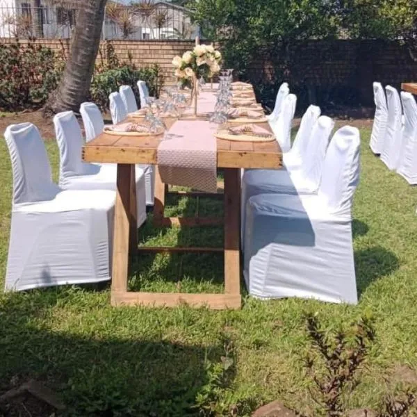 Sydney's NA Guest House and Venue, ξενοδοχείο σε Isipingo