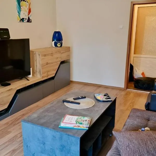 Stylish Apt, Free Parking, Near Center & Airport, hotel em Varna City