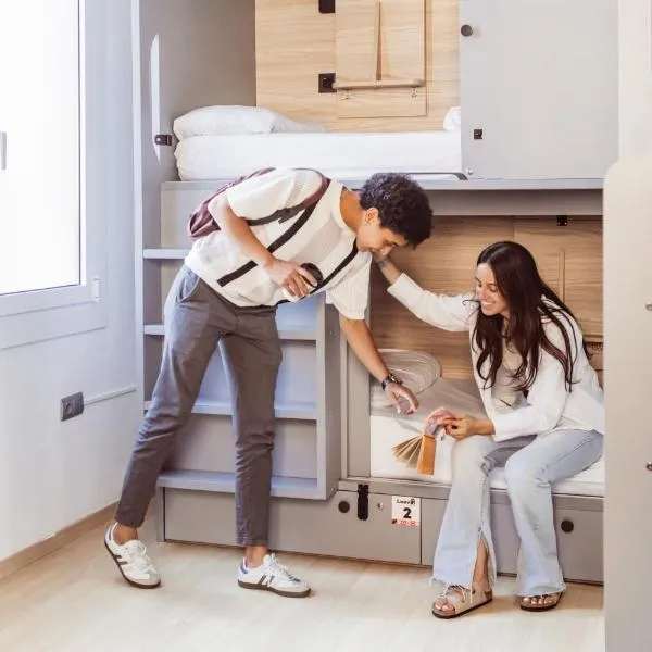 Leevin Stay Hostel, hotel din Barcelona