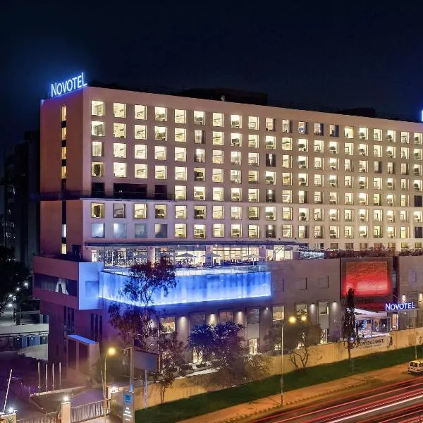 Novotel Pune Viman Nagar Road, hotel in Pune