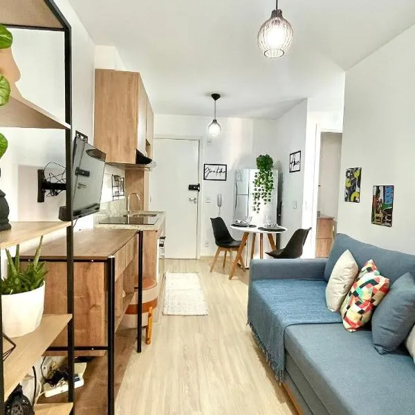 Conforto na Liberdade - AC e Quarto privativo, Hotel in São Paulo