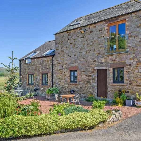 New Park Farm - Church Cottage, hotel in Ireby
