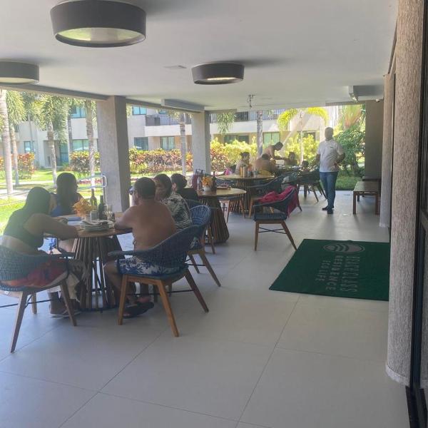 Apto completo com 3 quartos, piscina e academia - Pé na areia, Muro Alto - Foto 5
