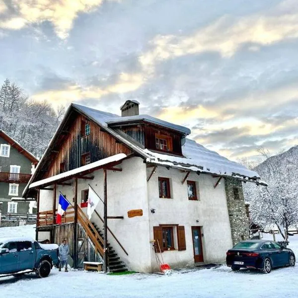 Casa-Le Gerland : joli duplex dans chalet St-Véran, hotel in Saint-Véran