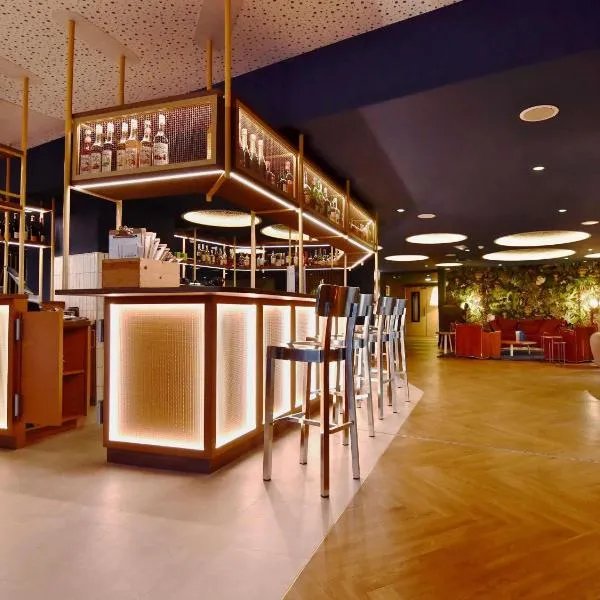 ibis Styles Nantes Reze Aéroport, hotel in Rezé