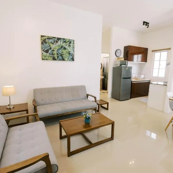 Casa Mik - Bohol Staycation, hotel in Dauis