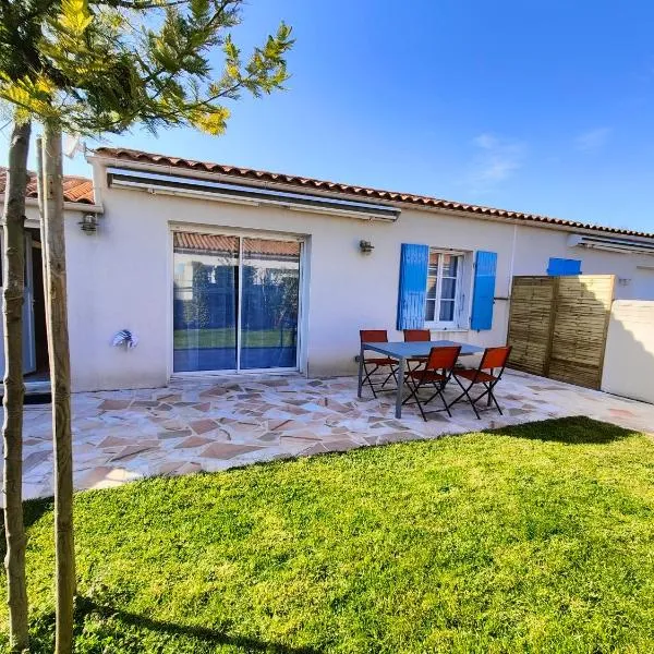 Oléron proche plage pour vacances ou travail – hotel w mieście Dolus d'Oléron