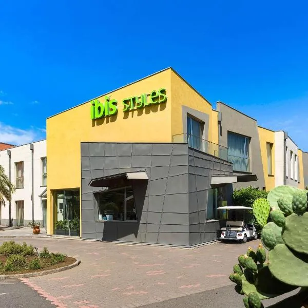 ibis Styles Catania Acireale, hotel in Acireale