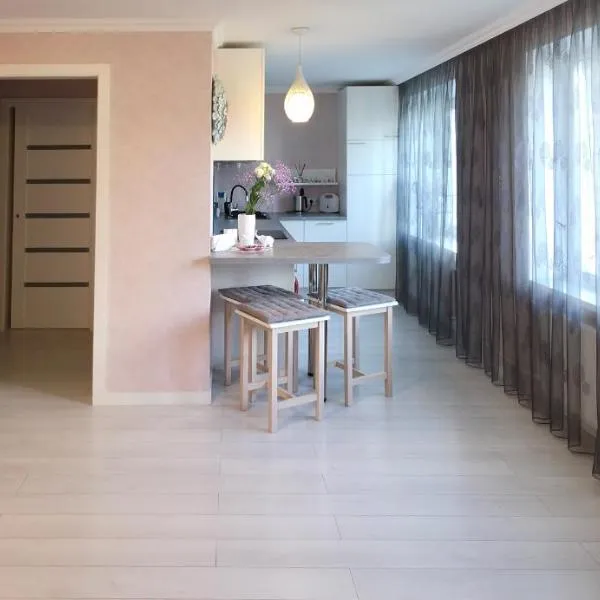 LULU APARTAMENT, hotel in Ventspils