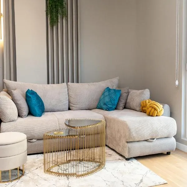 Kaltak Luxury Stay, hotel v destinaci Bar