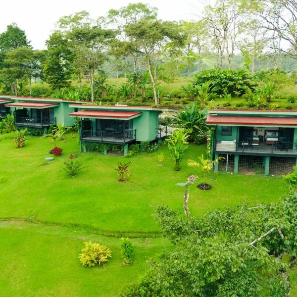 Cabañas Vista Verde opción con jacuzzi、San Vitoのホテル