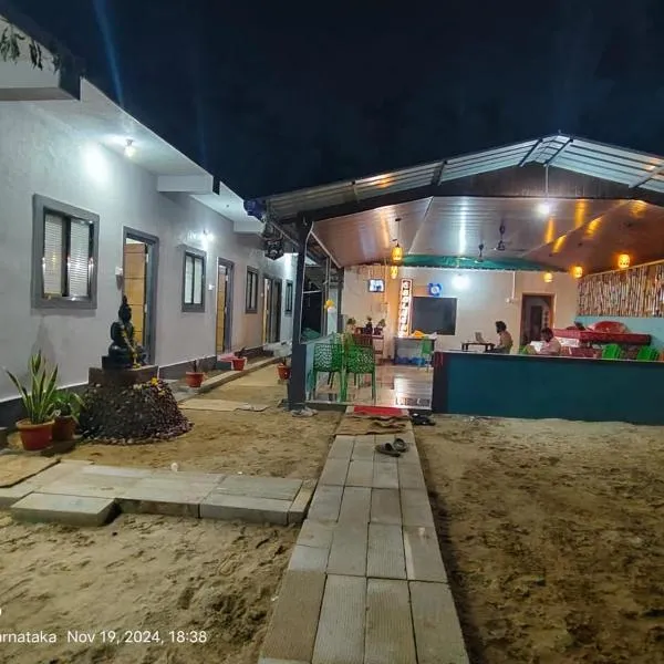 Golden Kudle Beach Resort, hotelli kohteessa Gokarna