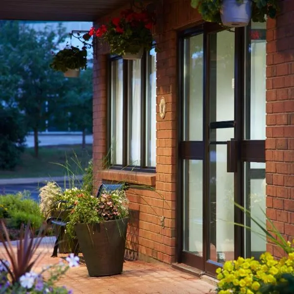 Comfort Inn Airport East, hotel in Quebec City