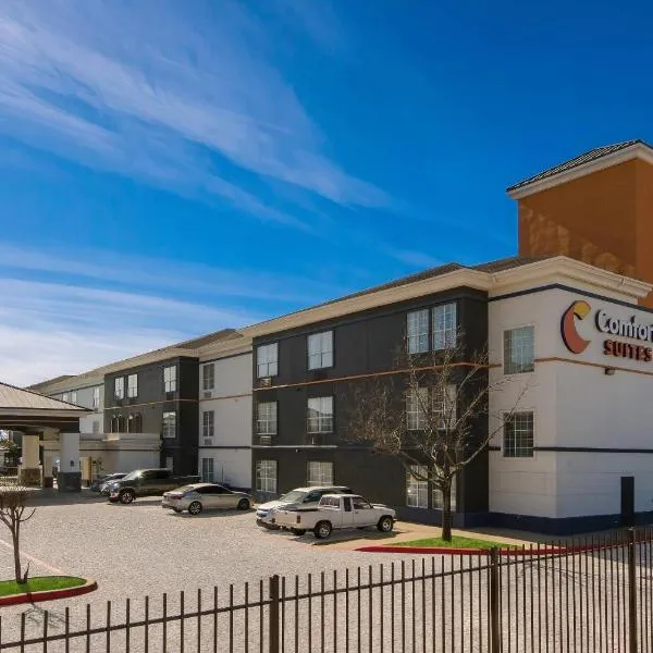 Comfort Suites Fort Worth North Fossil Creek, hotel in Fort Worth